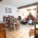 Bed & Breakfast Chateau Besson 3*