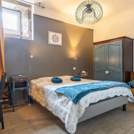 Bed & Breakfast Chateau Besson