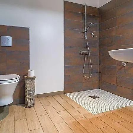 Bed & Breakfast Chateau Besson 3*