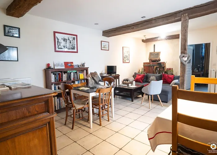 Bed & Breakfast Chateau Besson 3*